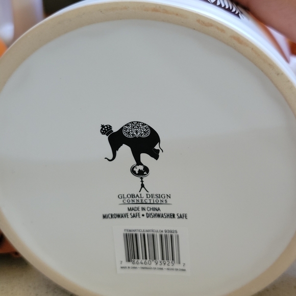 🦋Halloween Gnome MUG "I'm here for the Boos " - Picture 4 of 5